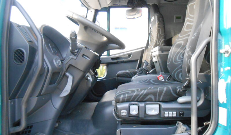 iveco 140e28 E6 cassone con centina pieno