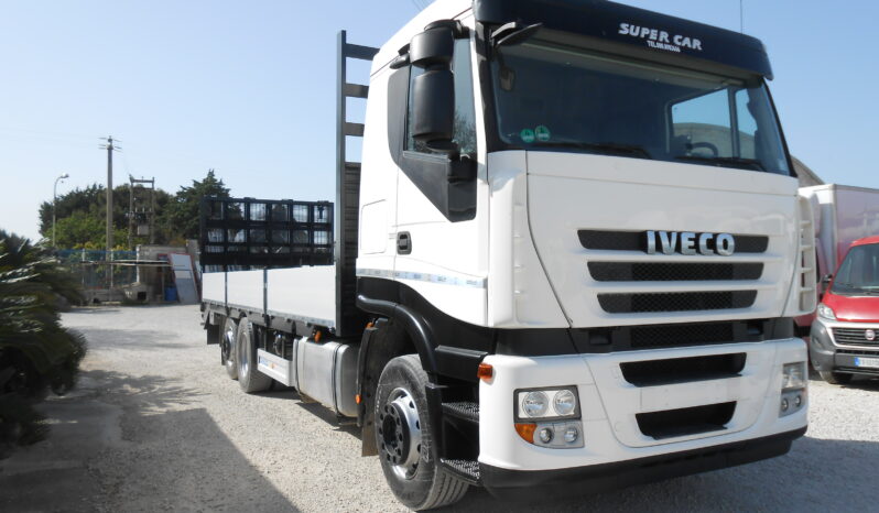 iveco stralis 260s42 cassone con rampa posteriore pieno